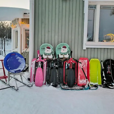 Pahta, Than Just Villa *