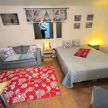 Pahta, Than Just 빌라 *